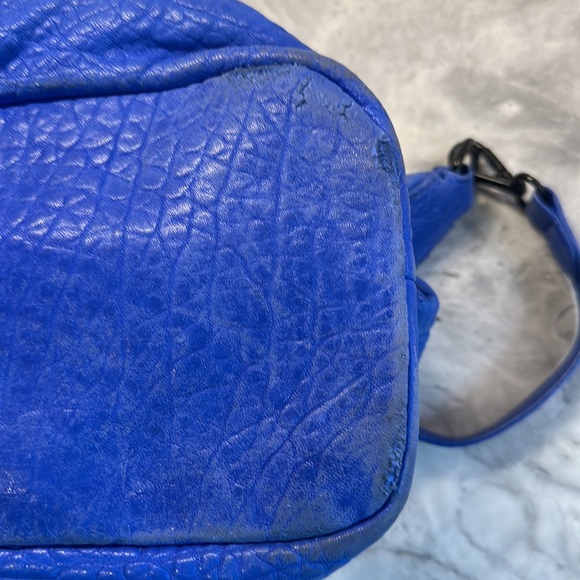 VINCE CAMUTO // Sloan crossbody zip top large handle tote bag “Ultraviolet” blue - Picture 8 of 12